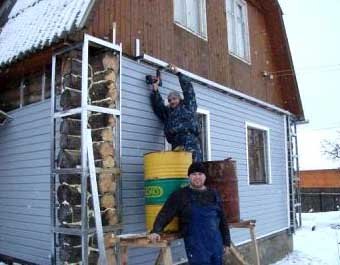 Как обшить деревянный дом 