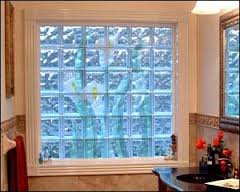 Как обустроить окно из стеклоблоков 